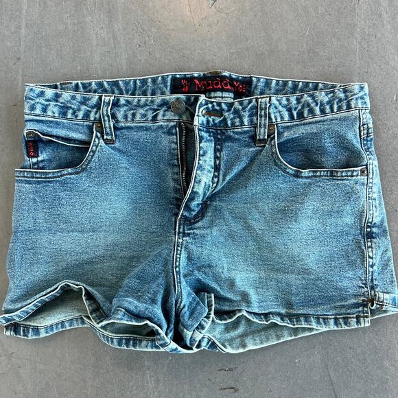 Vintage Y2K Mudd Low Rise Medium Wash Denim Blue Jean Short Women's Size 11/28 - Picture 2 of 6